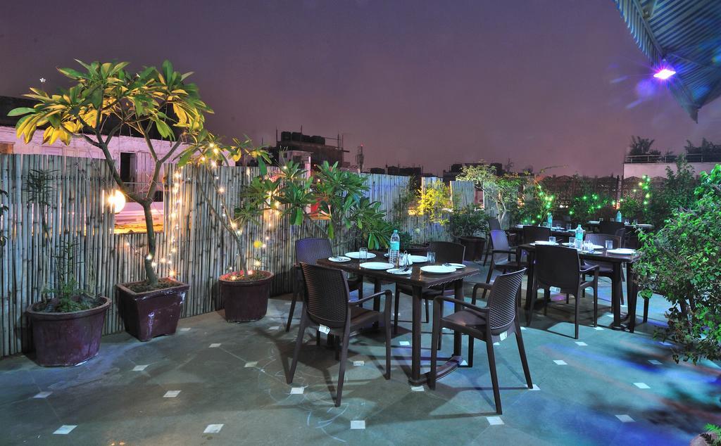 Hotel De Holiday International @ New Delhi Station Exterior foto