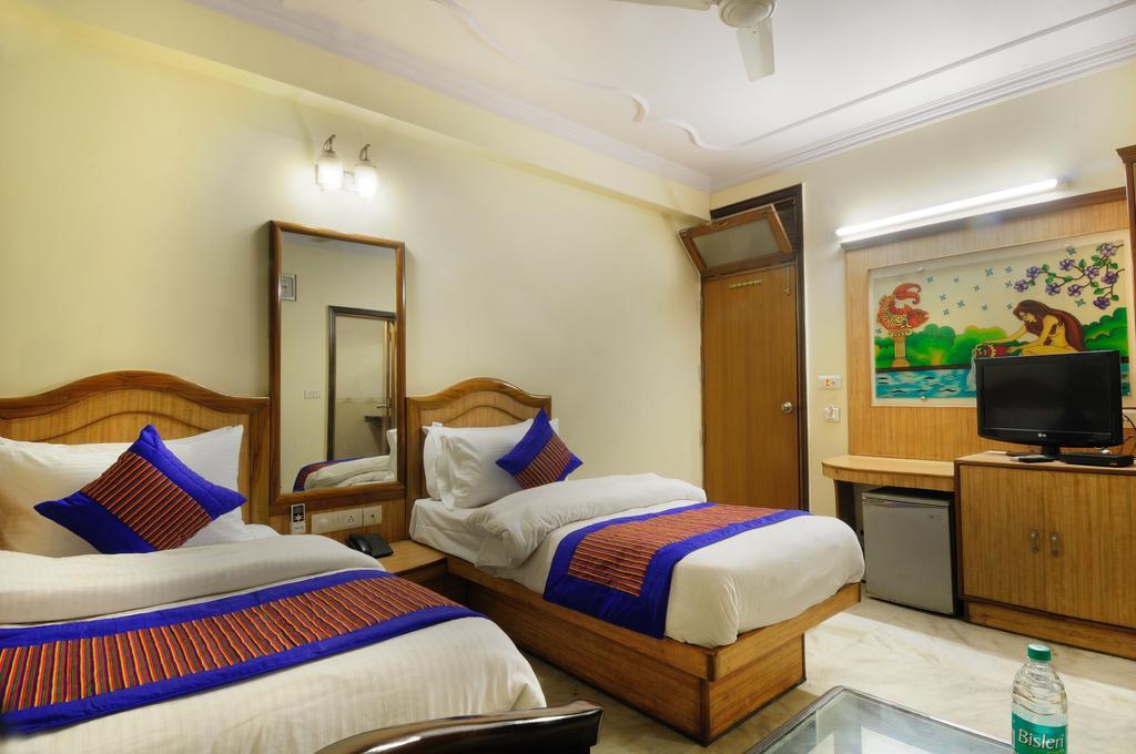 Hotel De Holiday International @ New Delhi Station Exterior foto