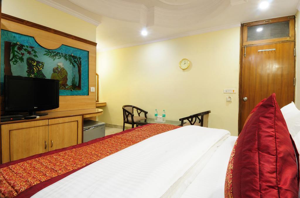 Hotel De Holiday International @ New Delhi Station Exterior foto