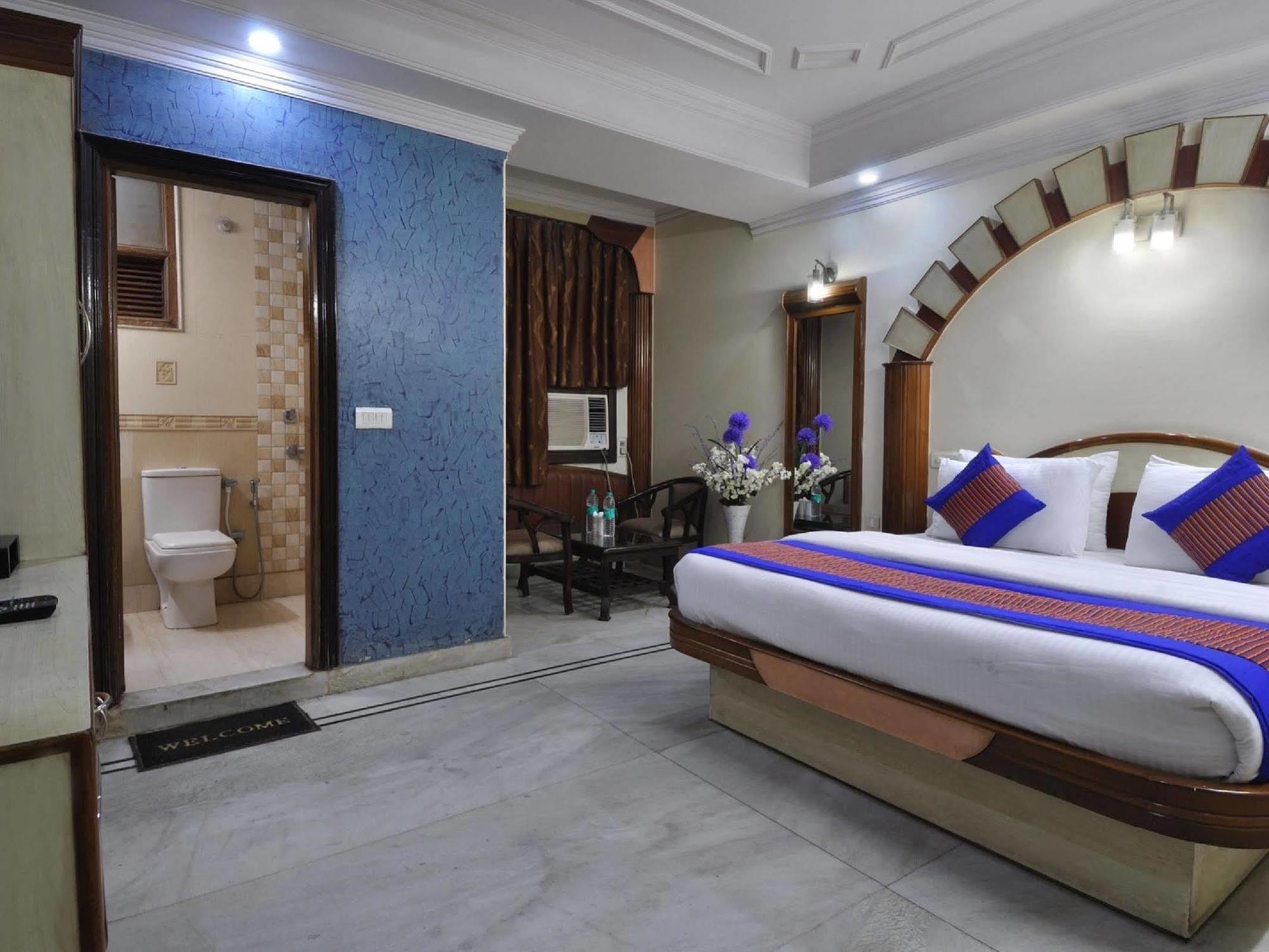 Hotel De Holiday International @ New Delhi Station Exterior foto